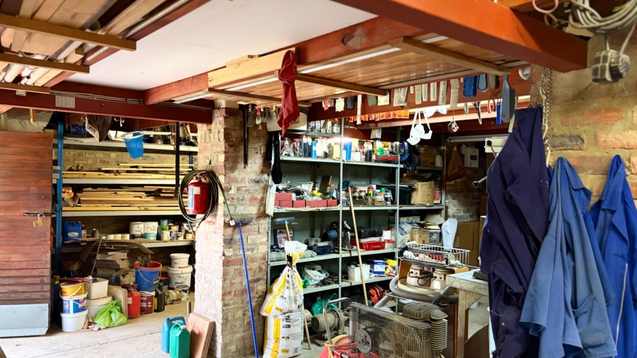 4 Bedroom Property for Sale in Viljoenskroon Rural Free State